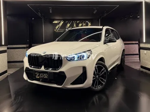 بي ام دبليو X1 2025 أبيض مستعملة للبيع - 4