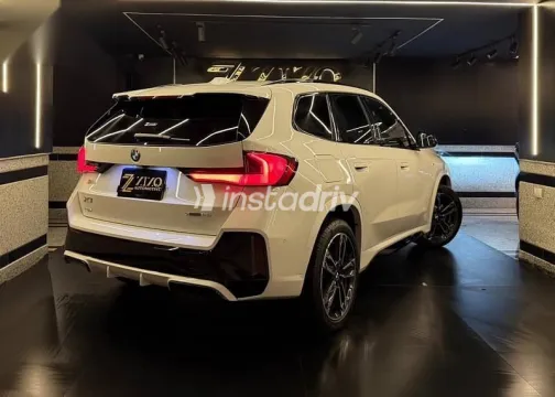 بي ام دبليو X1 2025 أبيض مستعملة للبيع - 5