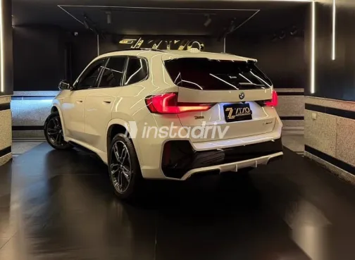 بي ام دبليو X1 2025 أبيض مستعملة للبيع - 6