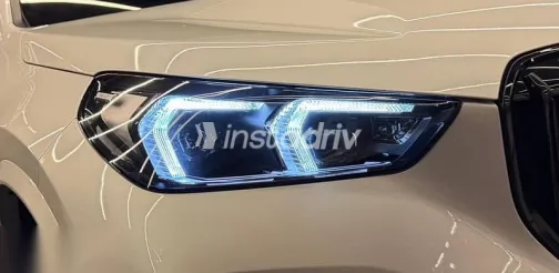 بي ام دبليو X1 2025 أبيض مستعملة للبيع - 7