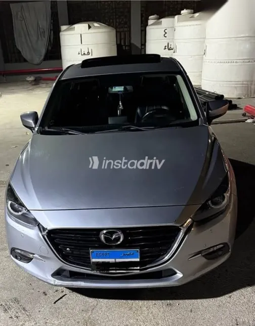 مازدا 3 2018 فضي مستعملة للبيع - 5