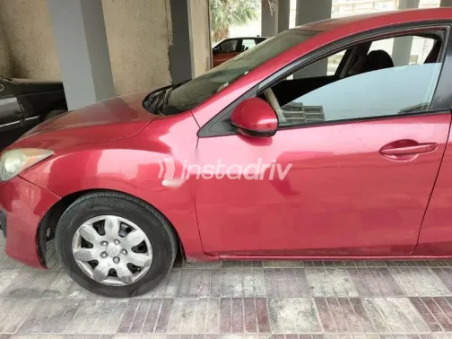 مازدا 3 2011 أحمر مستعملة للبيع - 9