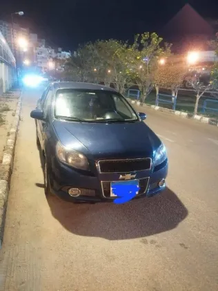 شيفروليه افيو 2017 أزرق غامق مستعملة للبيع