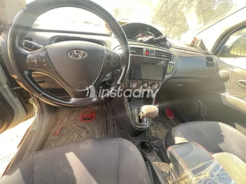 هيونداي ماتريكس 2009 سماوي مستعملة للبيع - 4