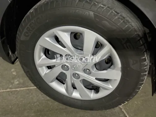 هيونداي إلنترا 2026 رمادي مستعملة للبيع - 5