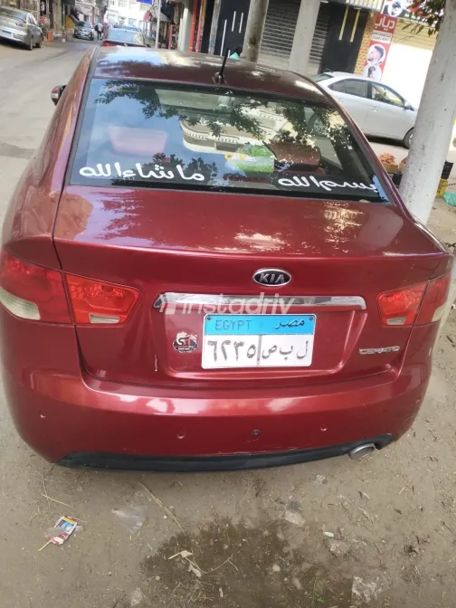 كيا سيراتو 2011 أبيض مستعملة للبيع - 4