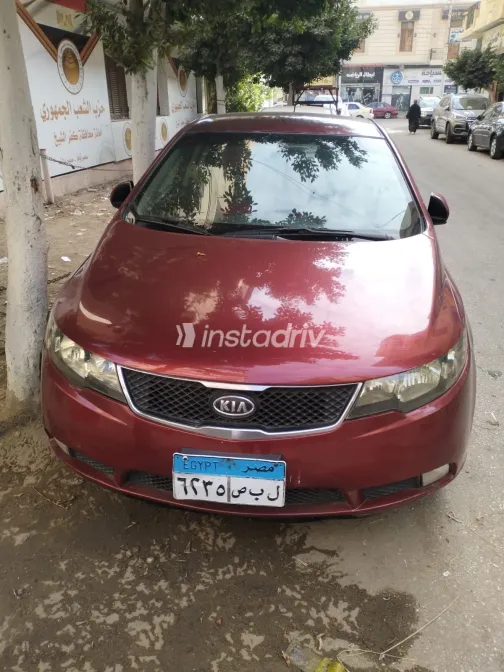 كيا سيراتو 2011 أبيض مستعملة للبيع - 5