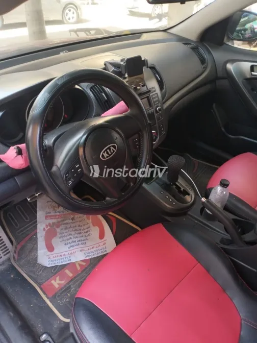 كيا سيراتو 2011 أبيض مستعملة للبيع - 6