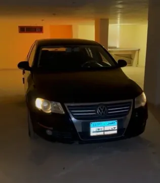 فولكس فاغن باسات 2011 أبيض مستعملة للبيع