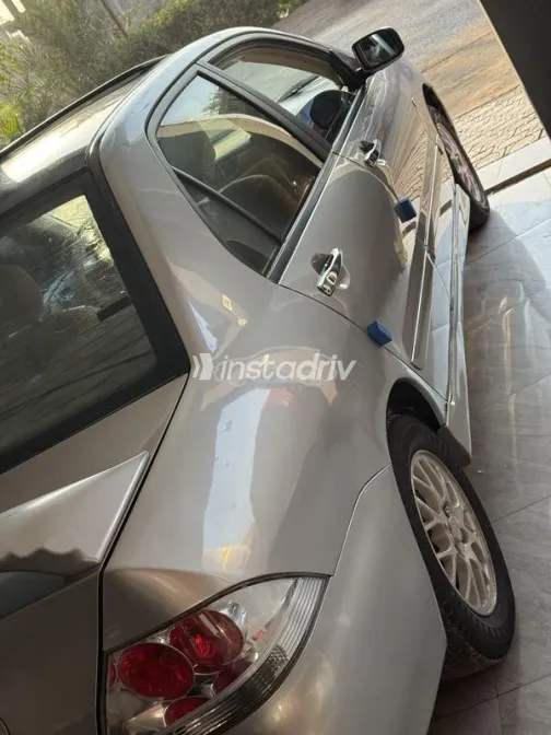 ميتسوبيشي لانسر بومة 2005 شامبين مستعملة للبيع - 5