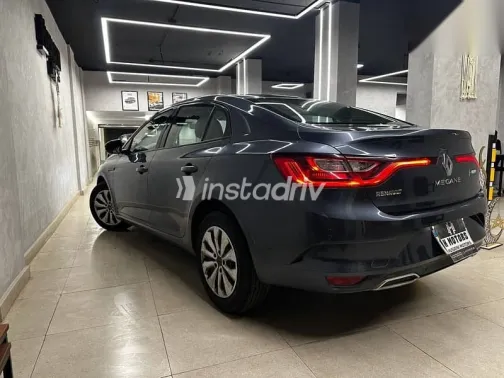 Renault Megane 2022 Gray Used for Sale - 3