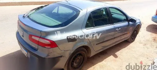 رينو لاجونا 2004 أزرق غامق مستعملة للبيع - 2