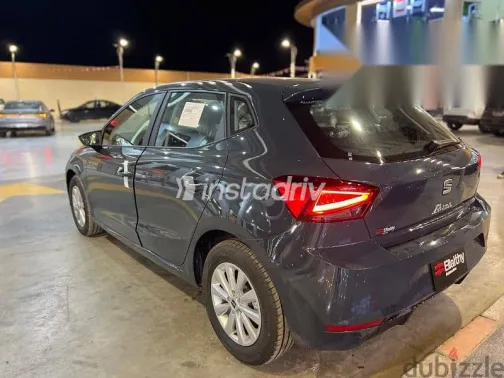 سيات ابيزا 2026 رمادي جديدة للبيع - 6