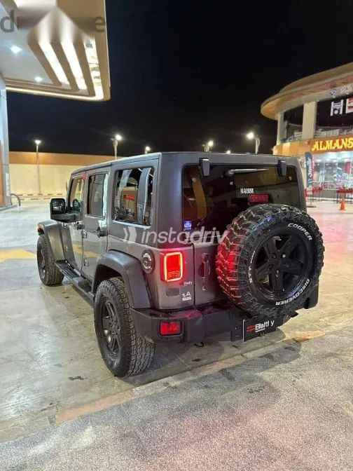 Jeep Wrangler 2012 Gray Used for Sale - 5