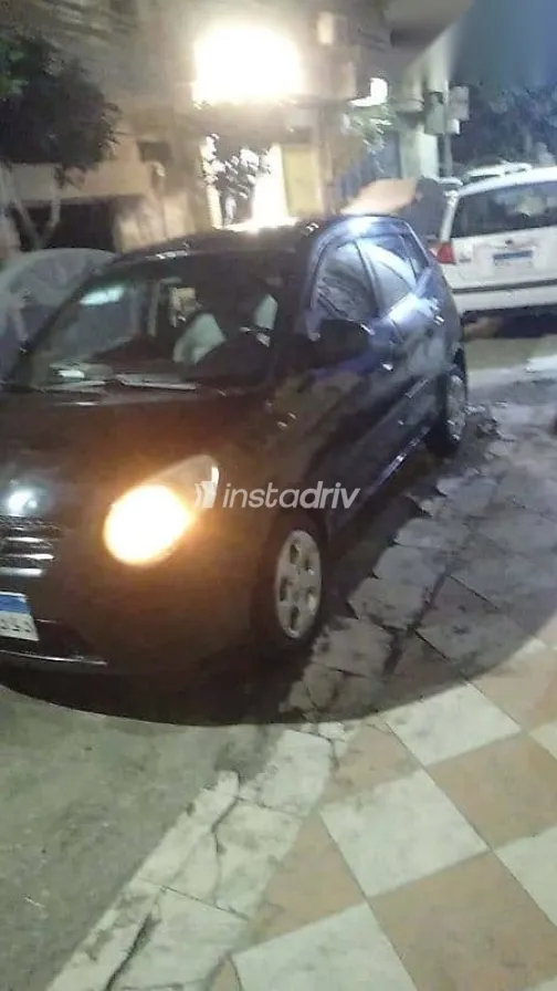 كيا بيكانتو 2010 أسود مستعملة للبيع - 4