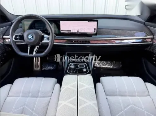 BMW I7 2023 Black Used for Sale - 5