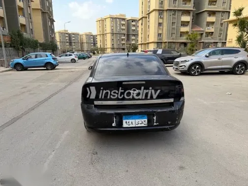 اوبل فيكترا 2008 أسود مستعملة للبيع - 4