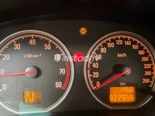 اوبل فيكترا 2008 أسود مستعملة للبيع - 6