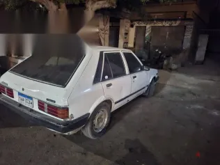مازدا 323 1981 أبيض مستعملة للبيع