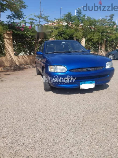 فورد اسكورت 1998 أزرق غامق مستعملة للبيع - 3