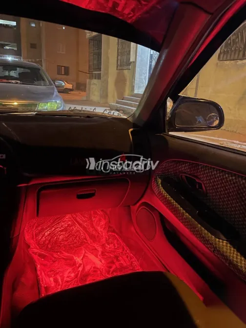 ميتسوبيشي لانسر 1998 أزرق غامق مستعملة للبيع - 4