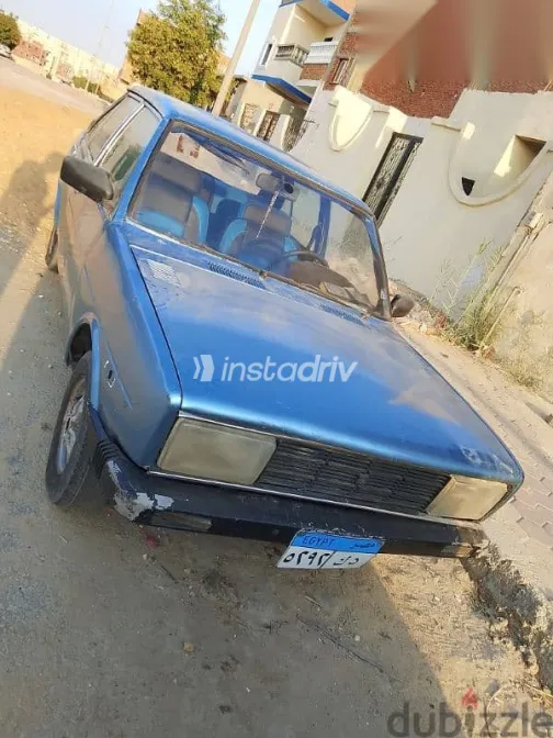 فيات 131 1978 أزرق غامق مستعملة للبيع - 1
