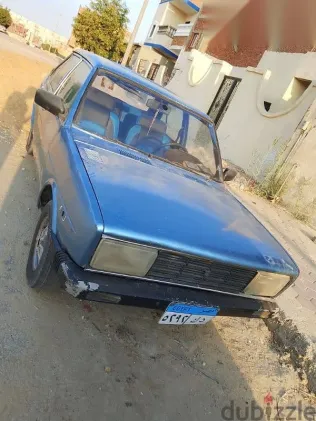 فيات 131 1978 أزرق غامق مستعملة للبيع