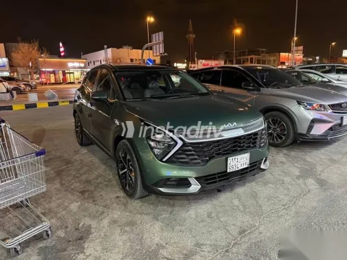 Kia Sportage 2024 Green Used for Sale - 3