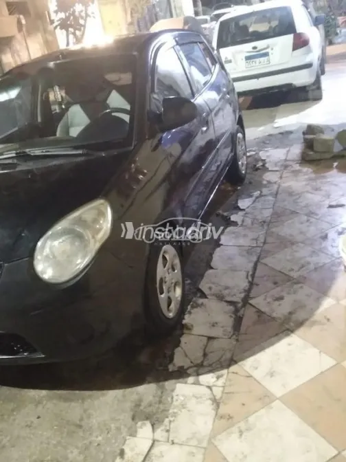 كيا بيكانتو 2027 أسود مستعملة للبيع - 2