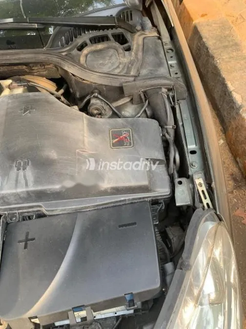 بيجو 407 2008 أخضر غامق مستعملة للبيع - 3