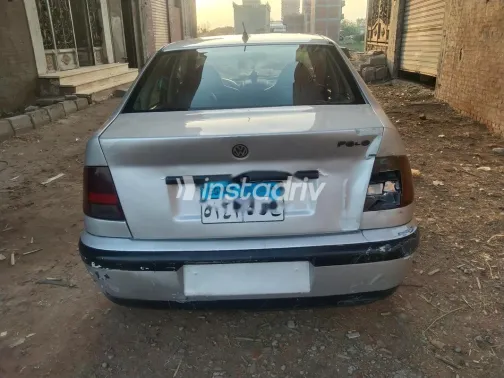 فولكس فاغن بولو 2001 فضي مستعملة للبيع - 3