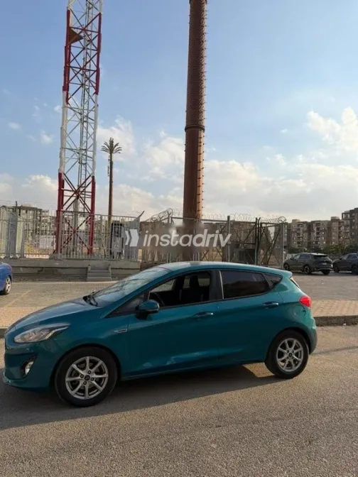 فورد فيستا 2019 سماوي مستعملة للبيع - 2