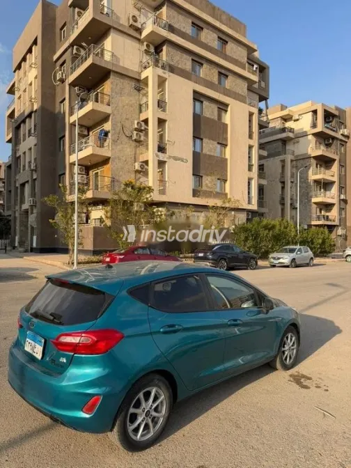 فورد فيستا 2019 سماوي مستعملة للبيع - 3