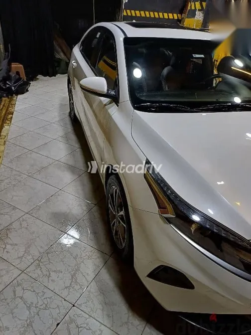Kia Cerato 2022 White Used for Sale - 1