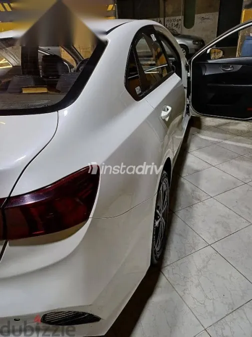 Kia Cerato 2022 White Used for Sale - 2