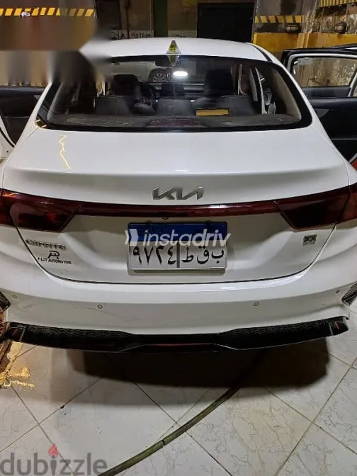 Kia Cerato 2022 White Used for Sale - 3