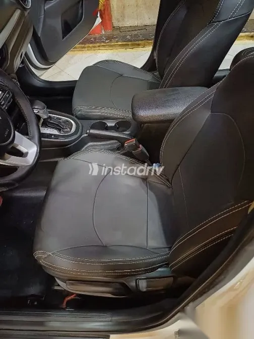 Kia Cerato 2022 White Used for Sale - 6