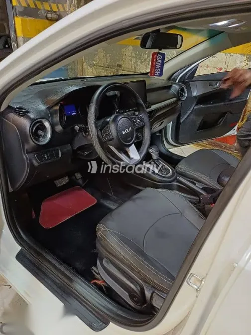 Kia Cerato 2022 White Used for Sale - 7