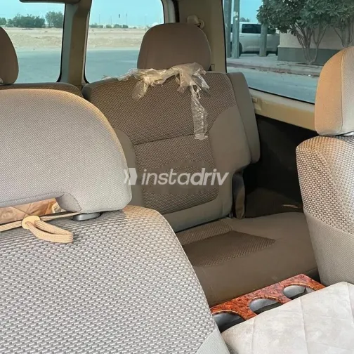 نيسان باترول سفارى 2013 أبيض مستعملة للبيع - 1