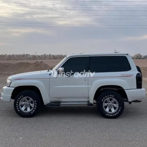 نيسان باترول سفارى 2013 أبيض مستعملة للبيع - 5