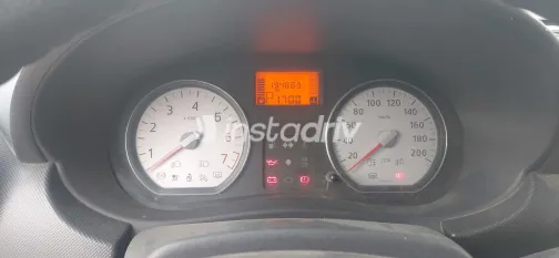 رينو لوجان 2013 أبيض مستعملة للبيع - 7