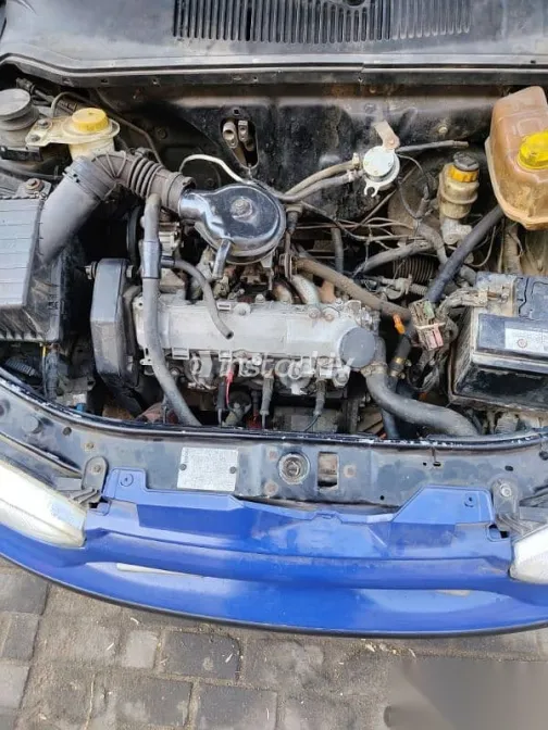 فيات سينا 2002 أزرق غامق مستعملة للبيع - 9