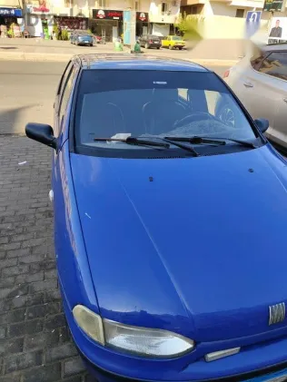 فيات سينا 2002 أزرق غامق مستعملة للبيع