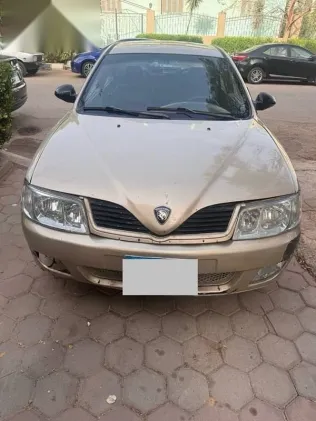 بروتون واجا 2008 ذهبي مستعملة للبيع