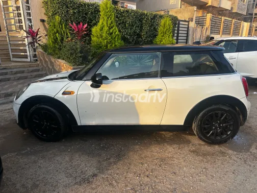 مينى كوبر 2015 أبيض مستعملة للبيع - 4