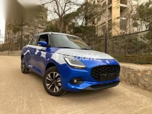 سوزوكى سويفت 2026 أزرق غامق جديدة للبيع - 1