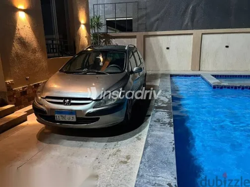 Peugeot 307 2005 Gold Used for Sale - 3