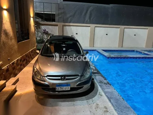 Peugeot 307 2005 Gold Used for Sale - 7