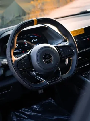 لوتس اميرا 2025 أبيض جديدة للبيع