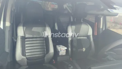 Mitsubishi Xpander 2024 Silver Used for Sale - 3